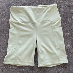 Hi Rise Bike Shorts - 90 DEGREE BY REFLEX - Size Medium - NWT